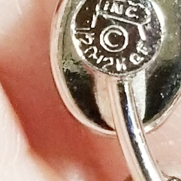 Rolyn Inc brooch 120/12K GF  1 1/2" 1.1664 - Picture 15 of 15